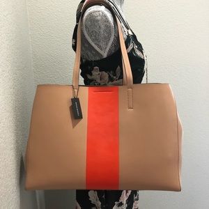 Brand new💞 BANANA REPUBLIC shoulder/handbag🌻👜